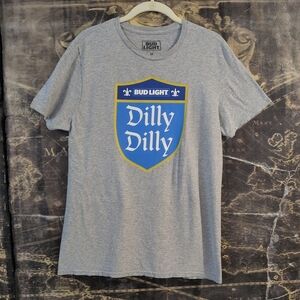 Bud Light Beer Dilly Dilly  T-Shirt  Gray Short Sleeves Medium Anheuser- Busch